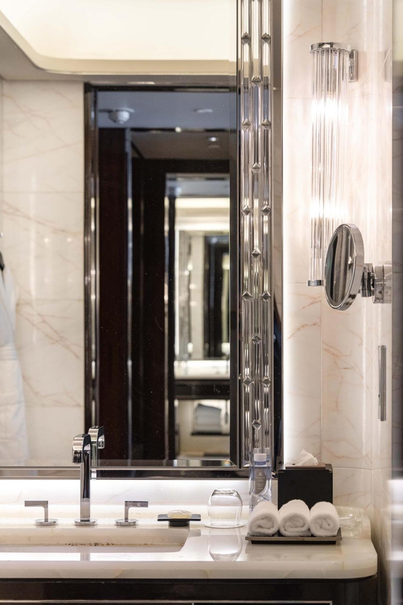The St. Regis Shenzhen Hotell Exteriör bild